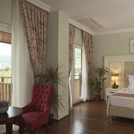 Padok Premium & Stables Szálloda