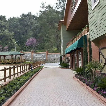 Padok Premium & Stables Otel 4*