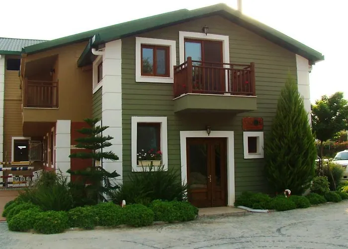 Padok Premium & Stables מלון 4*